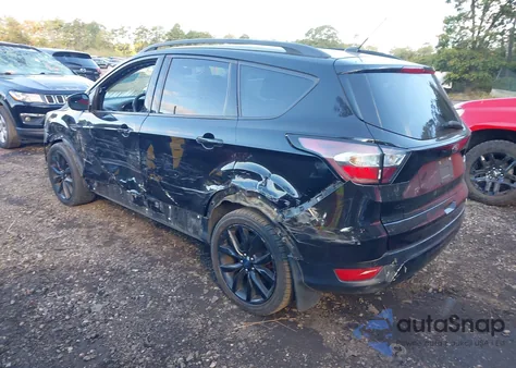 2017 Ford Escape Titanium из США, поврежденный, VIN 1FMCU9J9XHUE81944